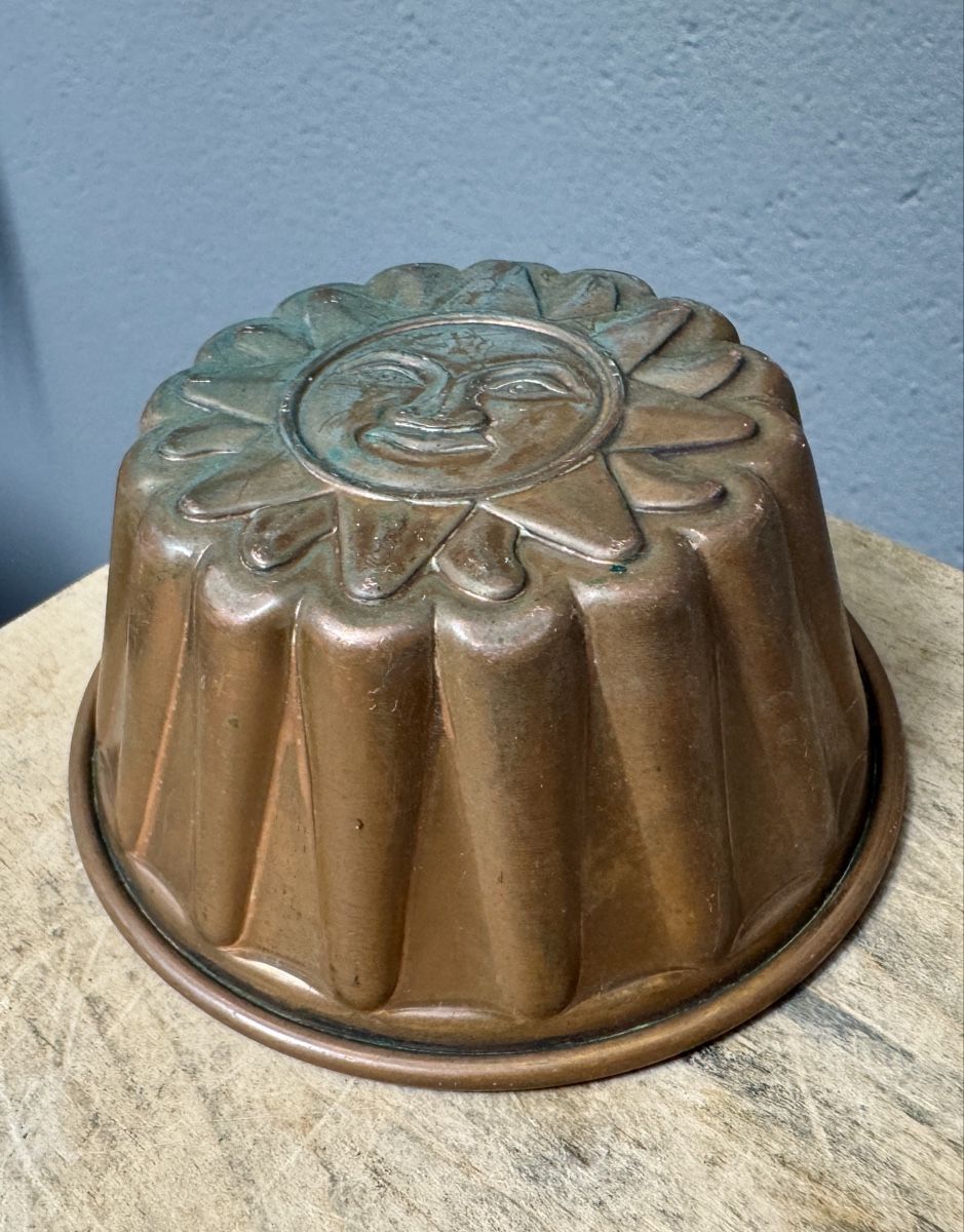 Backformen: Kleine alte Backform Kupfer Sonne – Gebraucht aus Rothrist von Luckywinner 1