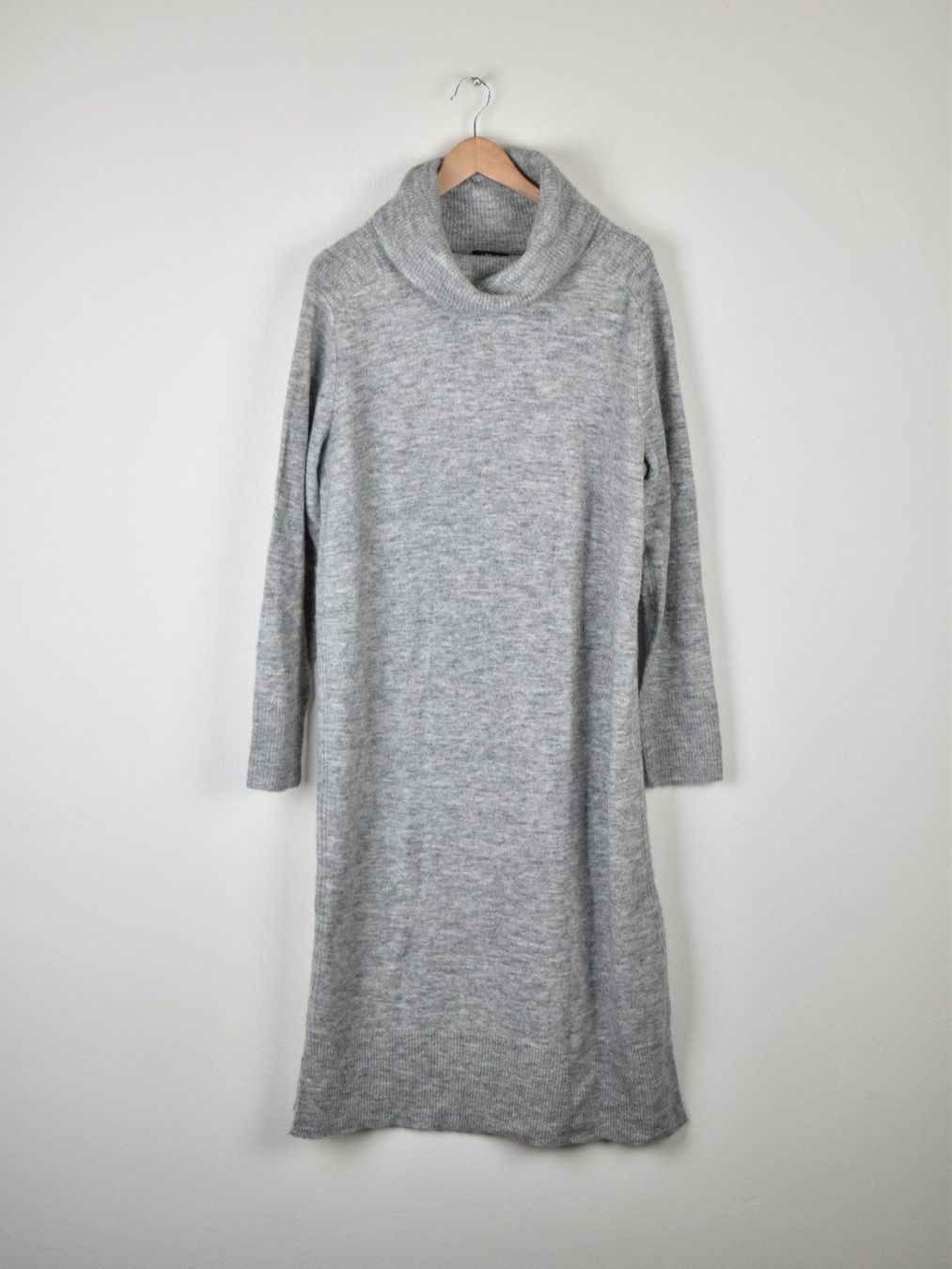 Opus Vestiti: Opus Strickkleid Gr.44, grau – Usato da Nürensdorf venduto da 2ND_STORY