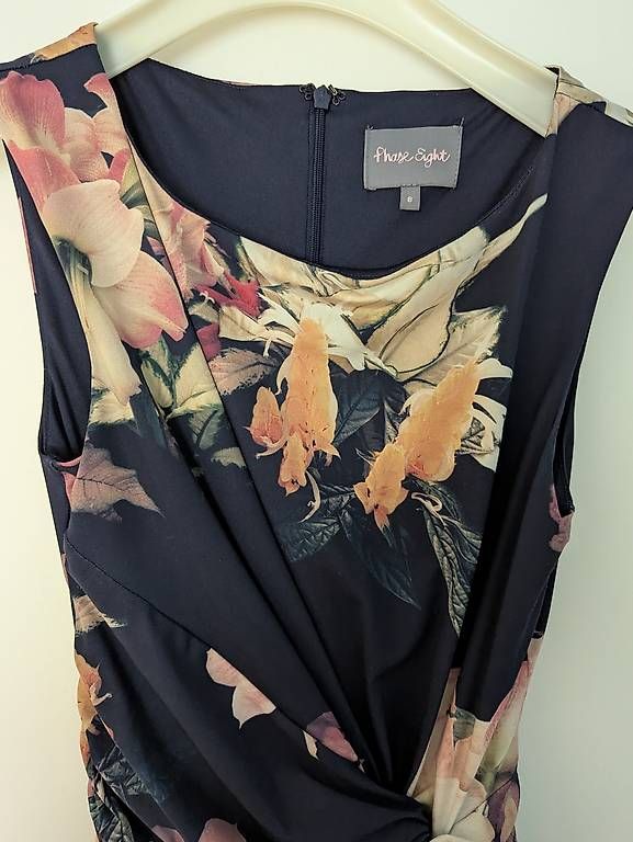 Phase Eight Robes: Phase Eight Gr. 8 – D'occasion à Lyss par Tthaovna