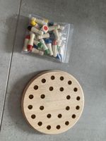 Holzspielzeug Stecktürme mit Spielfiguren guter Zustand