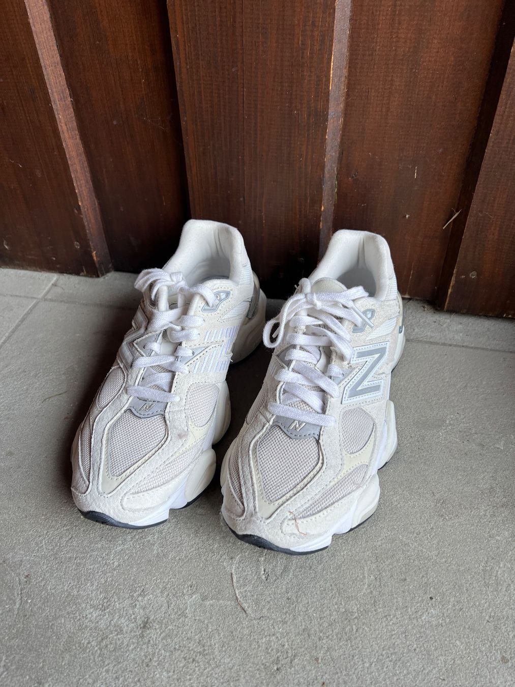 New Balance Scarpe da donna: Schuhe New Balance 9060 – Nuovo (secondo la descrizione) da Thal venduto da sar_86wg 4