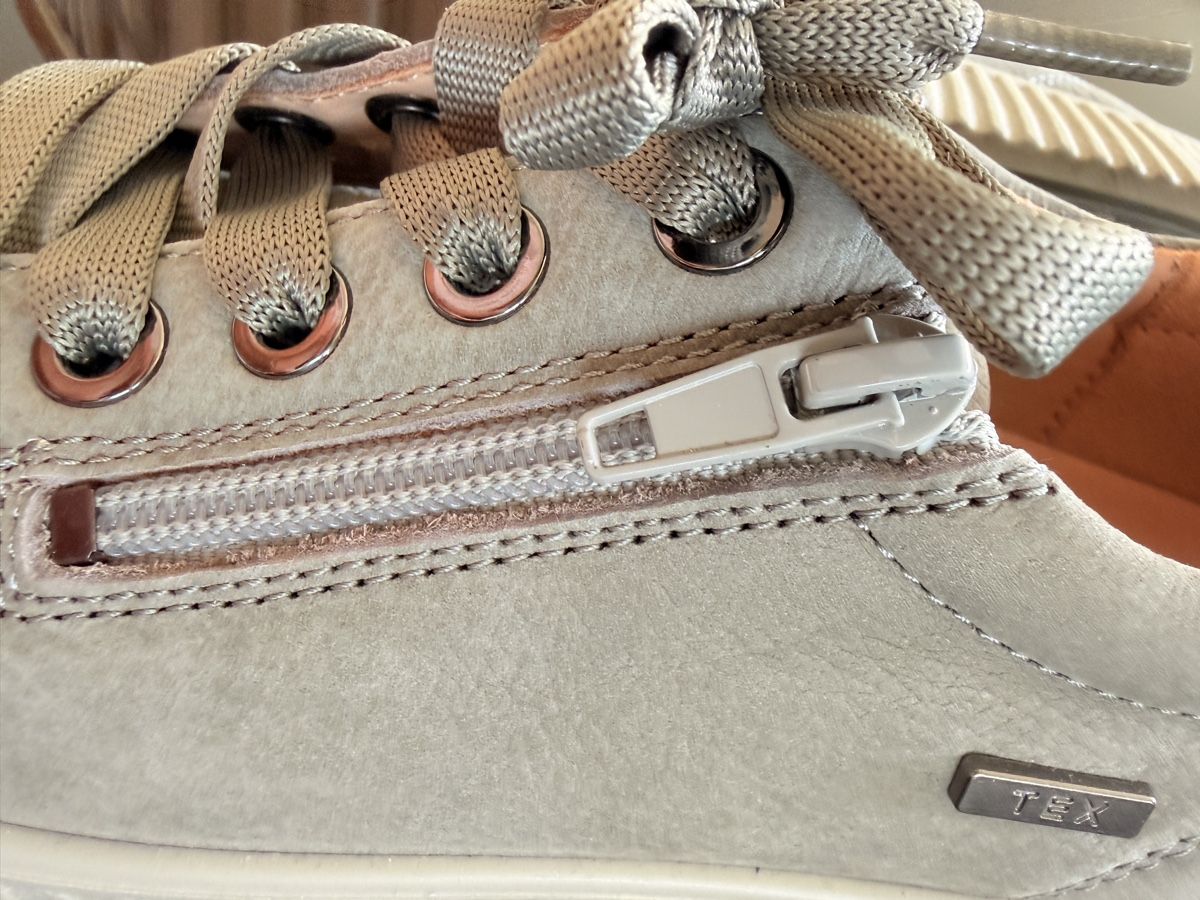 Gabor Chaussures femmes: hellgrauer Gabor-Comfort-Sneaker – Neuf avec emballage d'origine à Zollikon par JeannetteEgger 5