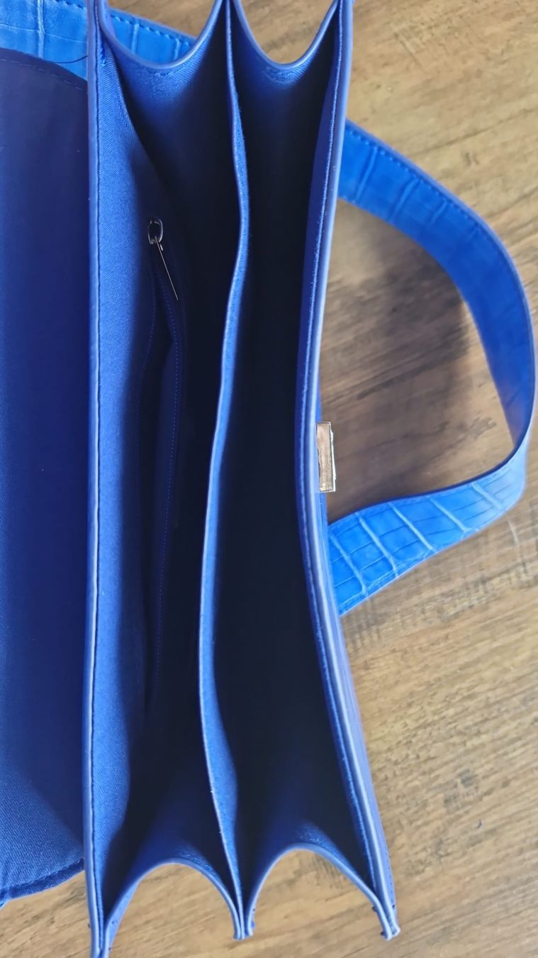 Borse da donna: Blaue Umhängetasche in Kroko-Optik – Nuovo (secondo la descrizione) da Thun venduto da abi_g9fg 2