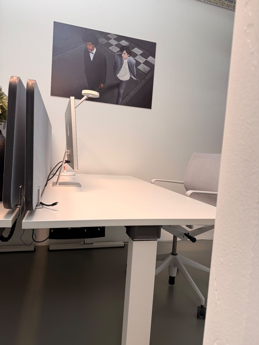 Schreibtische: Bürotisch – Gebraucht aus Dietlikon von svenm9320 3