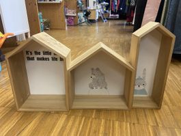 Bloomingville Wandregal Hausform Holz mit Tiermotiven