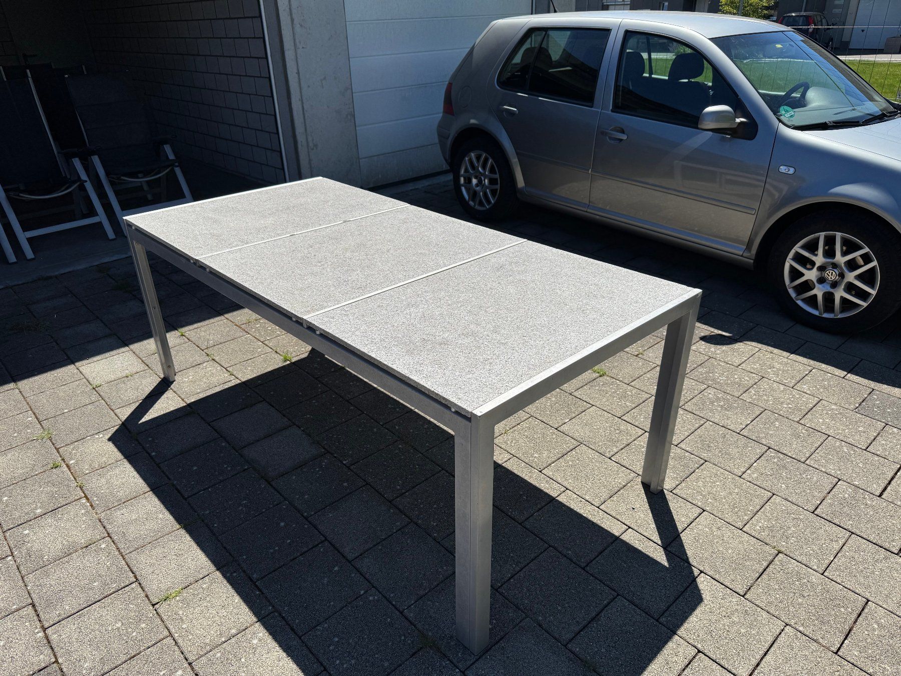 Tables: Gartentisch inkl. 6 Stühle – D'occasion à Müllheim Dorf par ale_q8pn