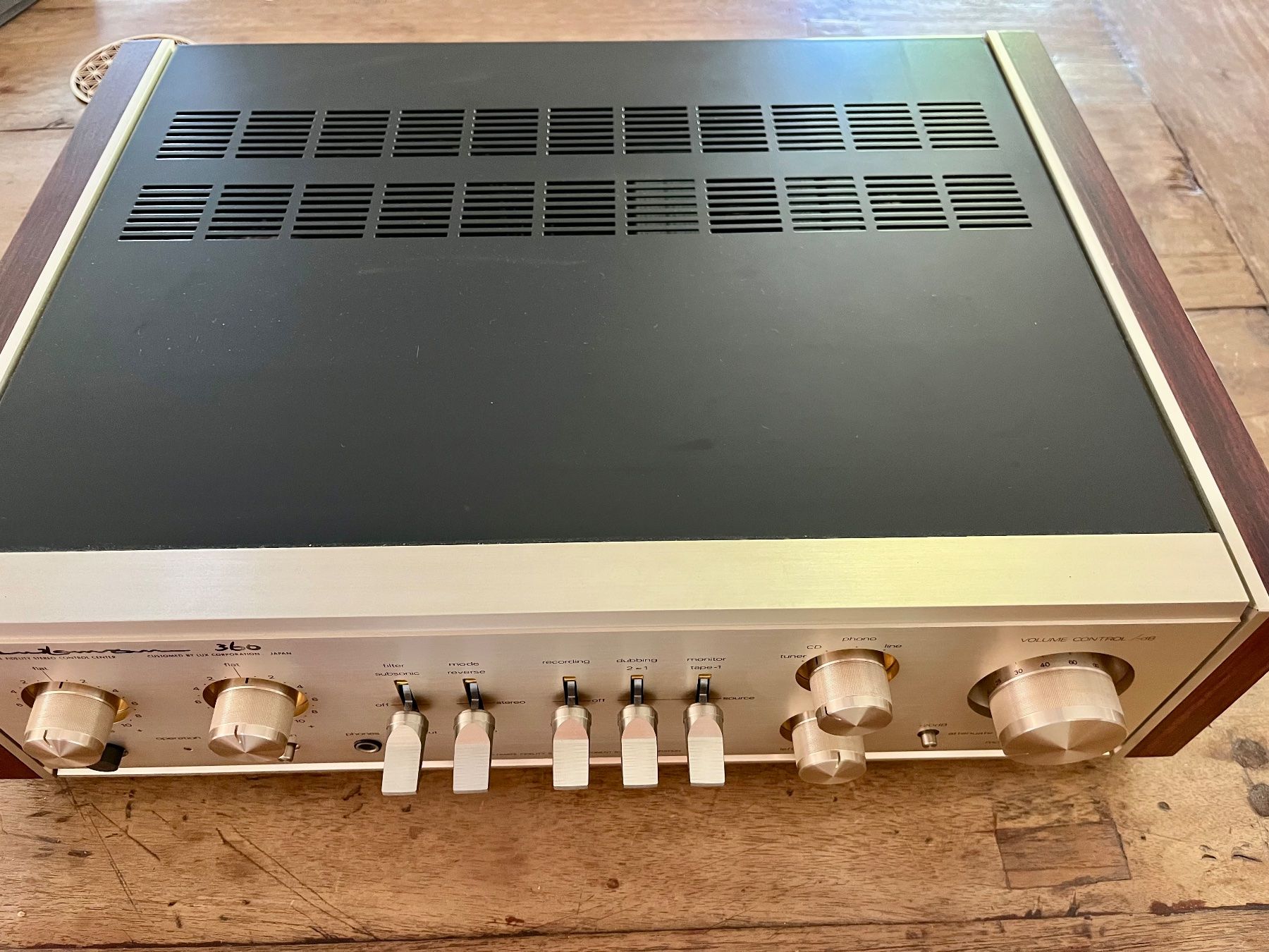 Luxman Amplificateurs: Luxman CL-360 Röhrenvorverstärker – D'occasion à Kilchberg ZH par Jaysteve 1