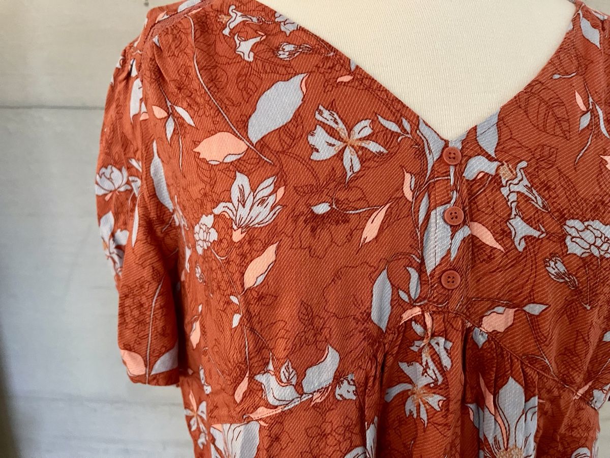Esprit Camicette: schöne Bluse Gr. 42 – Usato da Buchrain venduto da Sunny026 1