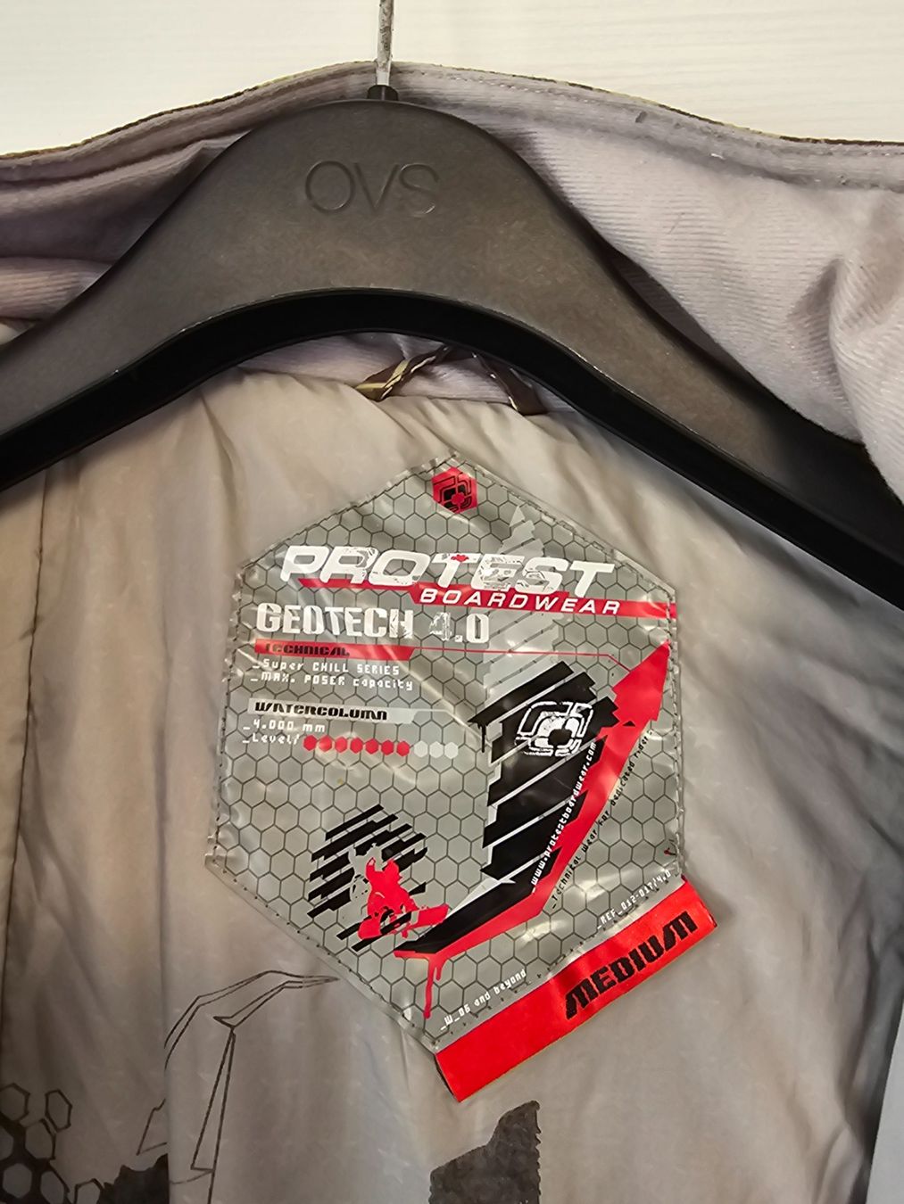 Protest Giacche: Snowboardjacke PROTEST BOARDWEAR GEOTECH 4.0 , MEDIUM – Usato da Aarau Rohr venduto da Mmiracle 2