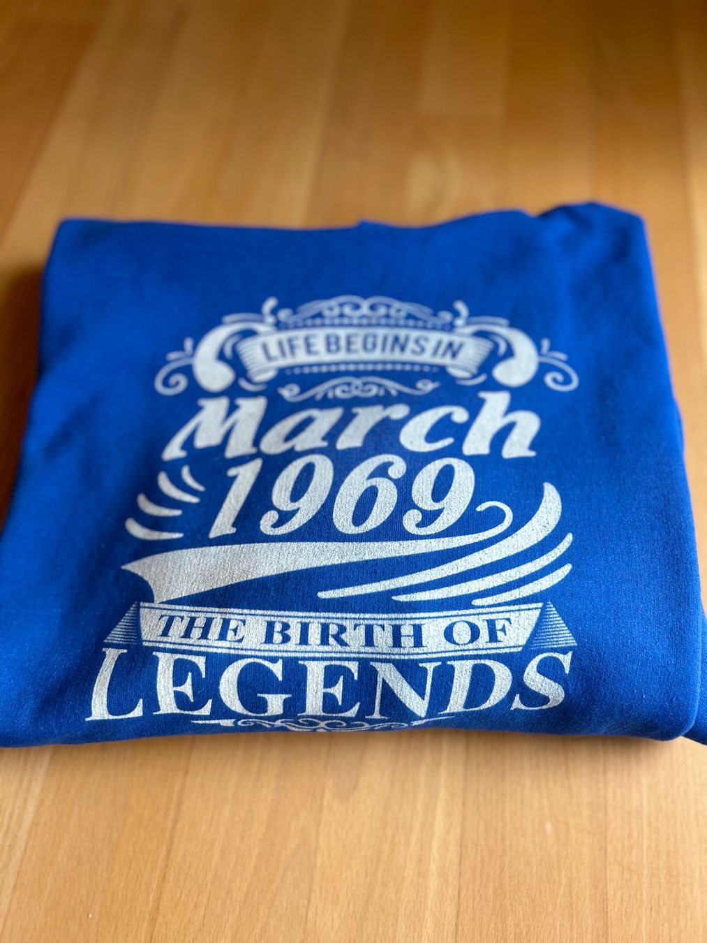 Maglioni & Felpe: Hoodie: "Born in March 1969 Legends" Gr. L Pullover – Usato da Neftenbach venduto da Boska_1969 3