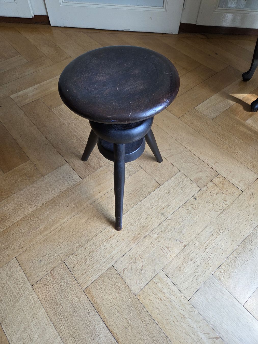 Sgabelli: tabouret en bois  – Usato da Neuchatel venduto da sckkj 1