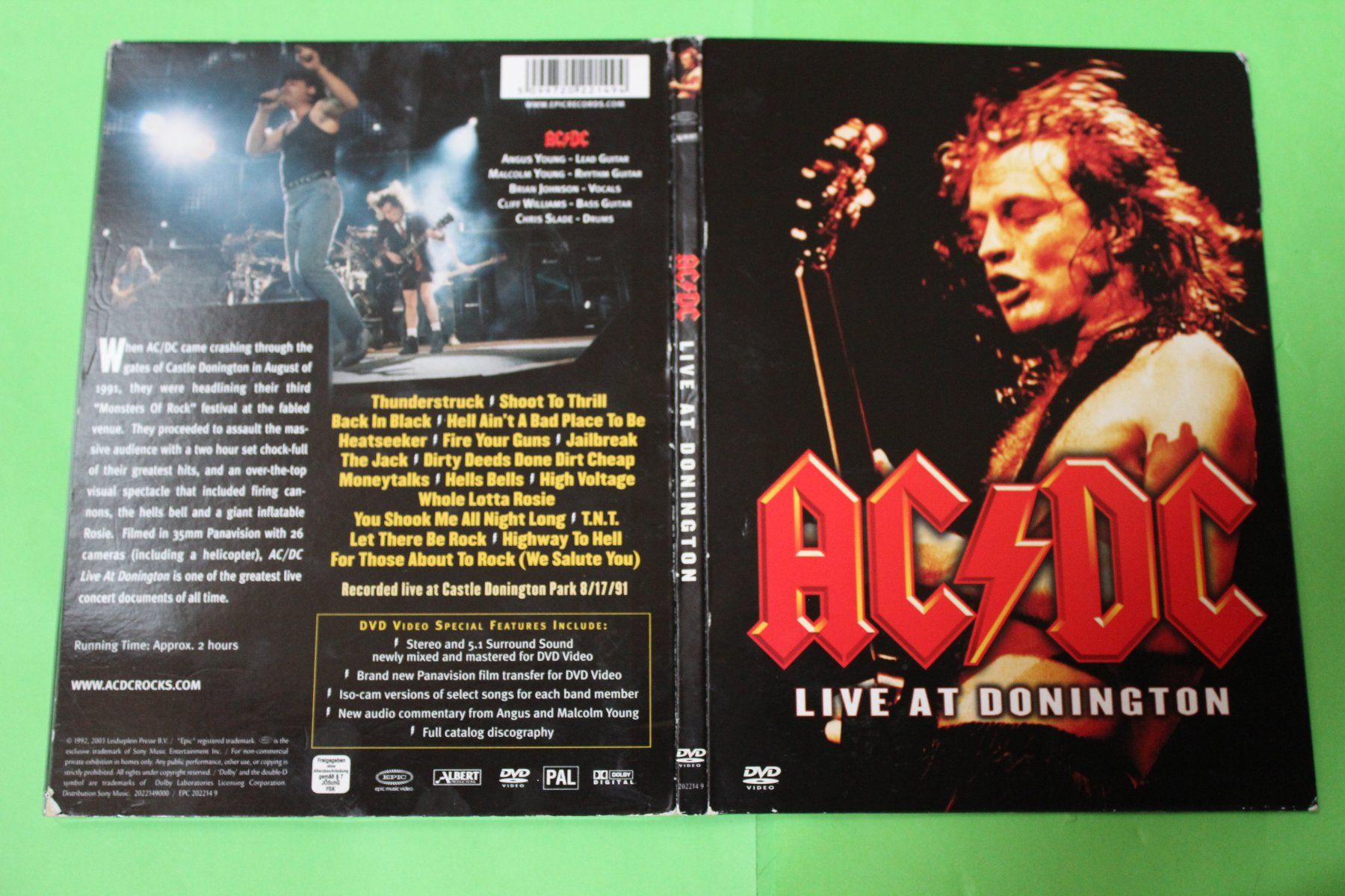 Tutti i DVDs: AC/DC - Live at Donington DVD – Usato da Tübach venduto da JamesStone 3