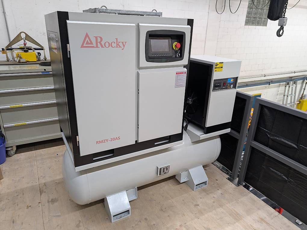 Compressori: Kompressor, Schraubenkompressor, Laserschneiden – Usato da Römerswil LU venduto da sifrisch