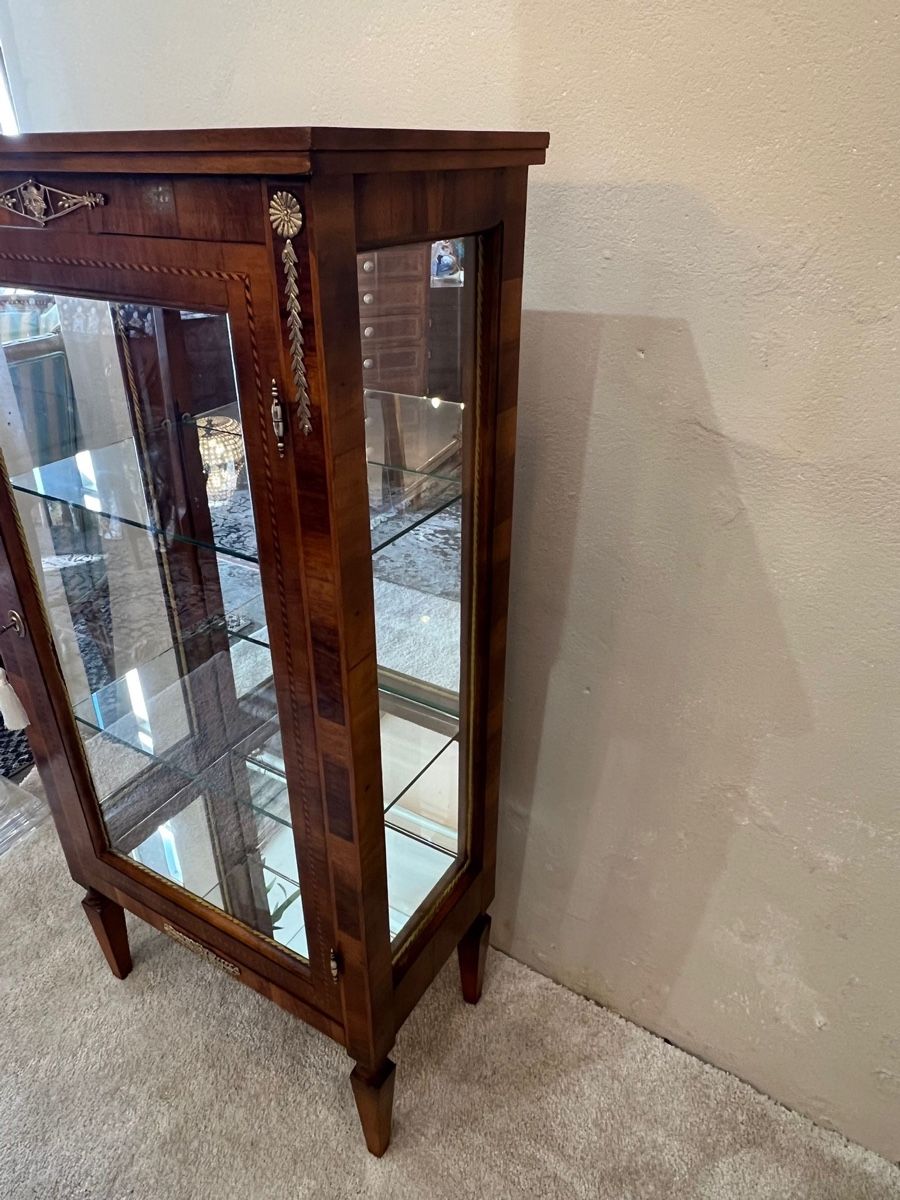 Vitrinen: Biedermeier Vitrine - renoviert – Gebraucht aus Wädenswil von Vollwertig 8