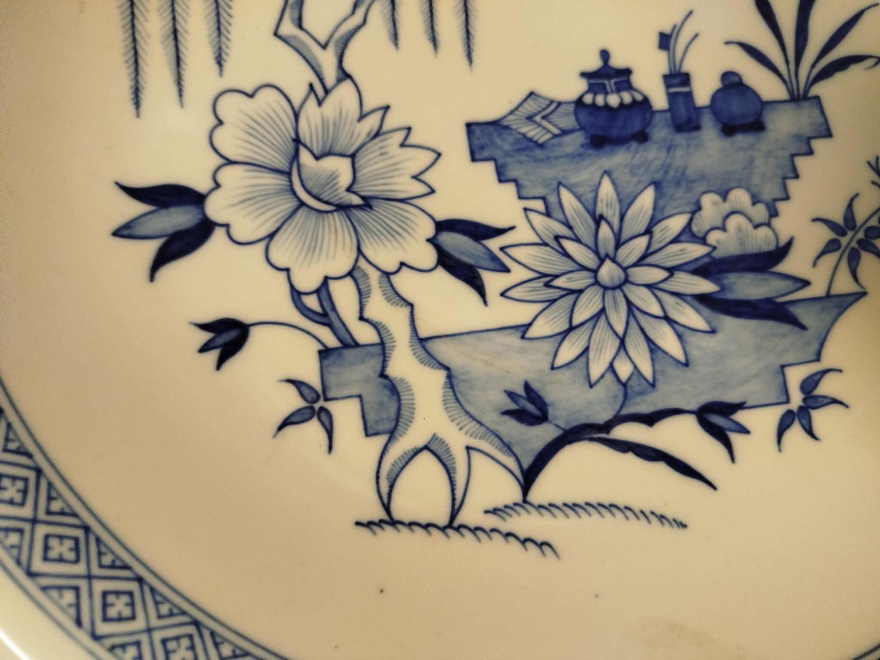 Piatti: Assiste Meissen – Usato da La Chaux-de-Fonds venduto da Emmaus2300CDF 2