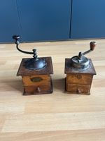 Zwei antike Kaffeemühlen 