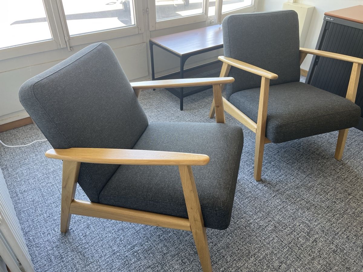 Ikea Poltrone: 2x EKENÄSET Sessel, Eiche/Gunnared dunkelgrau – Usato da Belp venduto da gygli 1