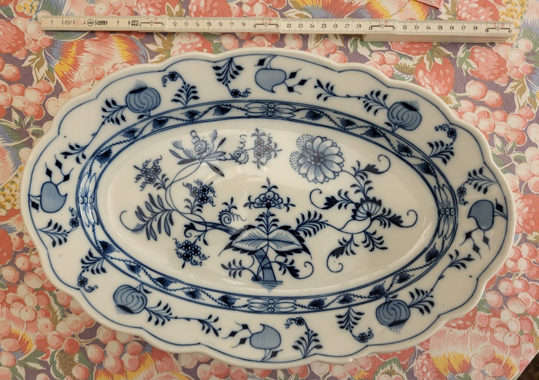 Servierplatten: Meissen Platte, 19Jh, 39 cm. Wird auch verschickt. – Gebraucht aus St. Gallen von nikolausraphael