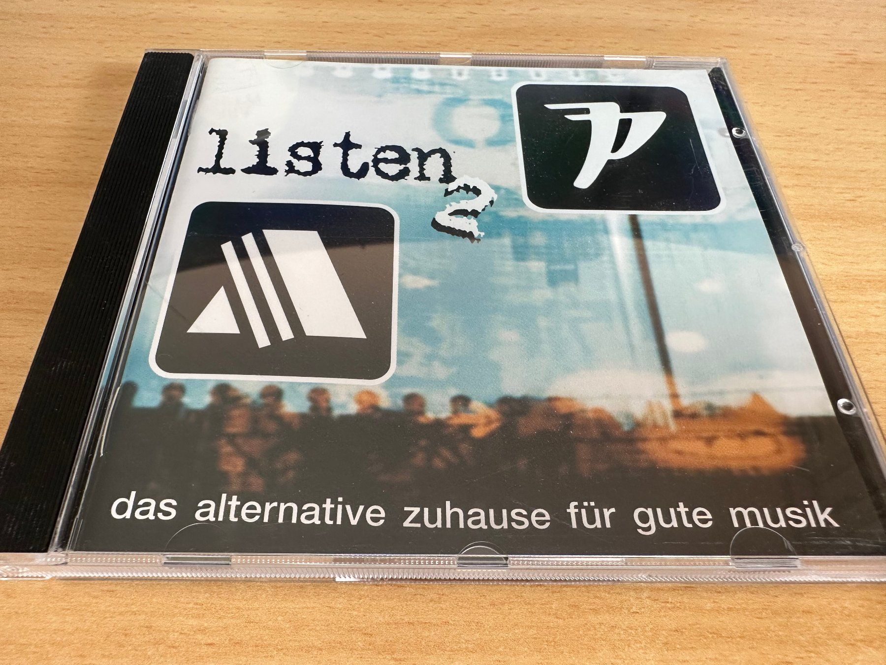 CDs: Various – Listen 2 – Gebraucht aus Rikon im Tösstal von Alpenmutz