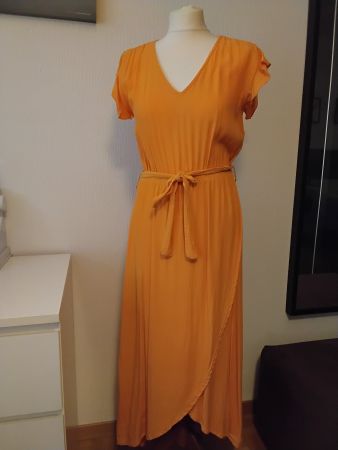 Robe longue AVANT PREMIERE by MANOR  taille 38