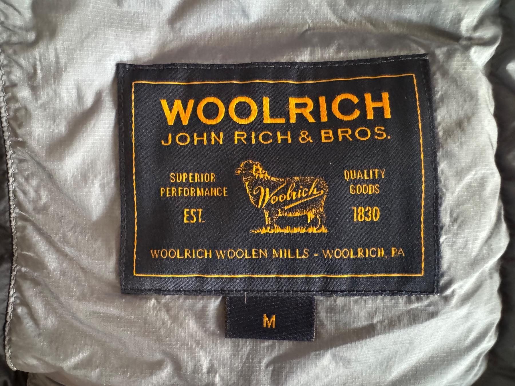 Woolrich Giacche: Hellblaue Woolrich Daunenjacke M – Usato da Apples venduto da the_7jtf 1
