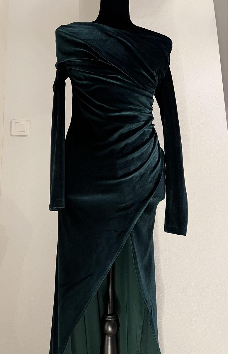 Vestiti: Robe vert kaki en velours - jamais portée – Nuovo e nell'imballaggio originale da Neuchâtel venduto da Rosavitabella