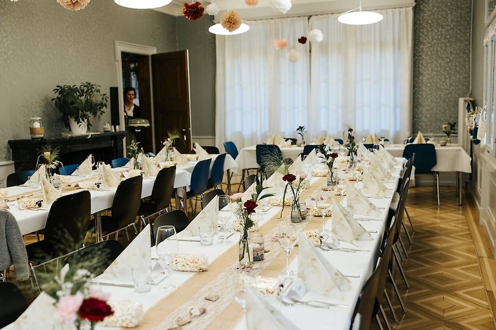 Tutte le decorazioni: Tischläufer Jute und Spitze – Usato da Kandersteg venduto da Anna0151 1
