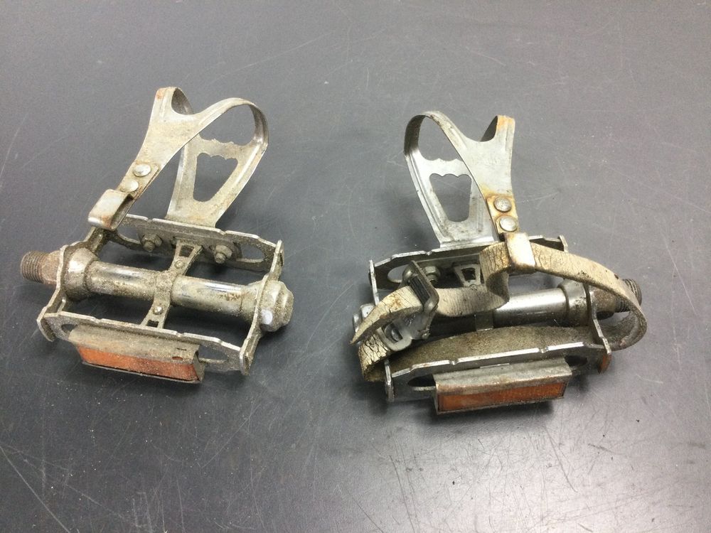 Paire De Pédales Vélo Anciennes Lyotard – Acier – Fabrication Française – Vintage
