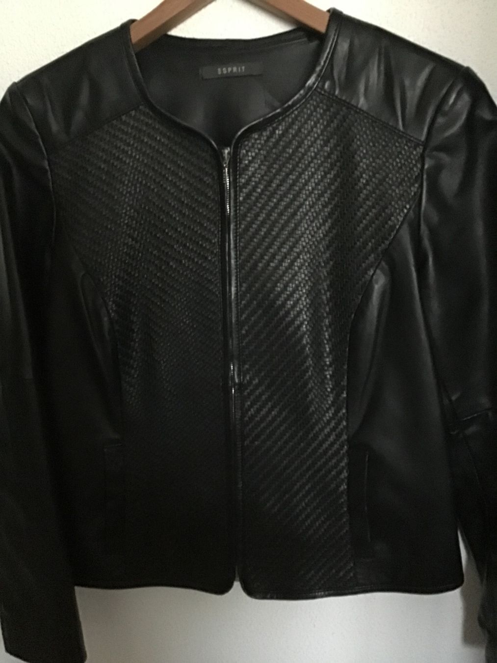 Esprit Giacche: Lederjacke Gr 38 Esprit – Usato da Dübendorf venduto da sofasurfer01