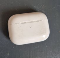 APPLE AirPods Pro 1 Charging Case