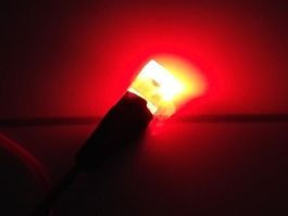 LED 2x3x4mm verkabelt, 12-18V, rot