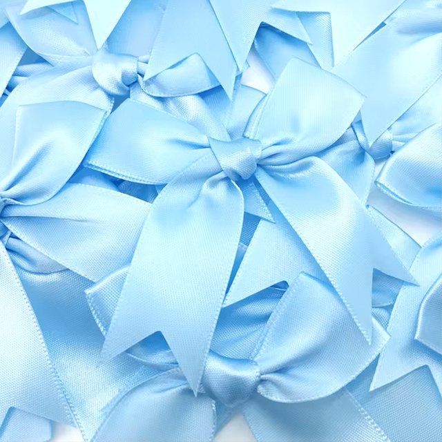 Nastri decorativi: Geschenk Schleifen Hellblau, 10 Stk. – Nuovo e nell'imballaggio originale da Weinfelden venduto da salehouse