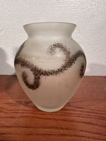 Vase décorative vintage, motif tourbillons