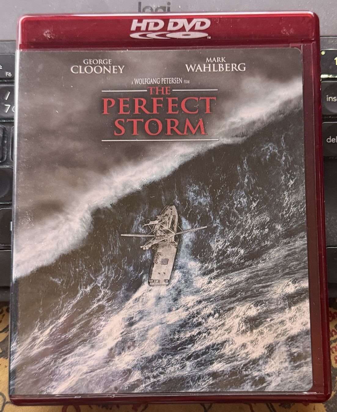 Tutti i DVDs: HD-DVD En pleine tempête (2000) – Usato da Semsales venduto da __Florian__ 1