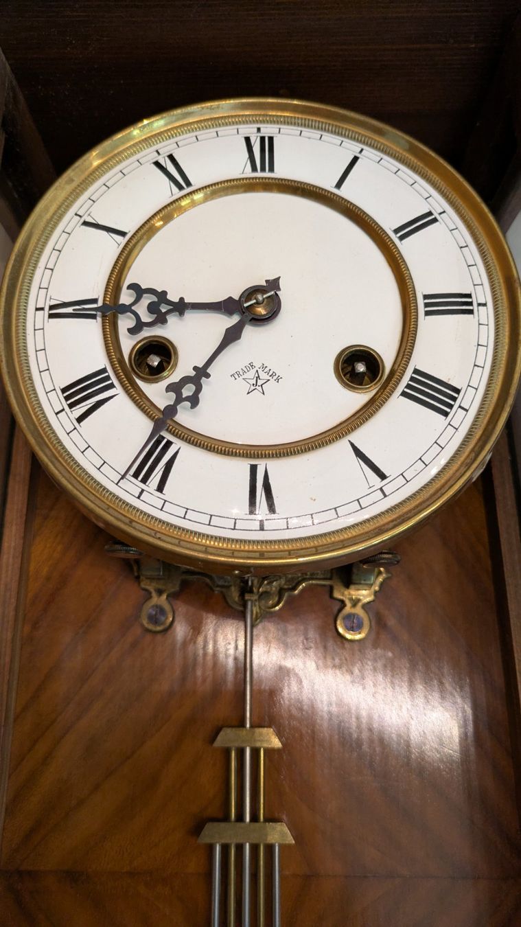 Stand- & Wanduhren: Alte Pendule/Wanduhr – Defekt aus Ligornetto von Ligornetto 3