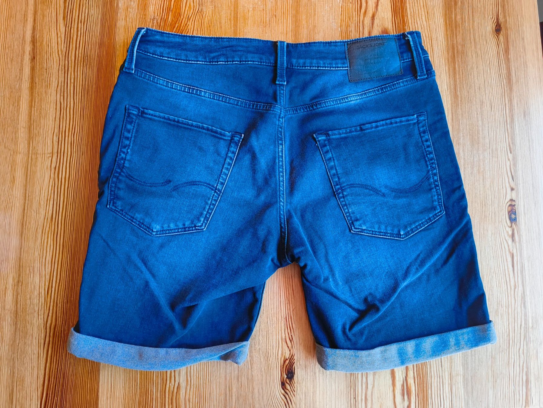 Jack & Jones Hosen: Herren Shorts Jack & Jones – Gebraucht aus Zürich von san_7jn8 1