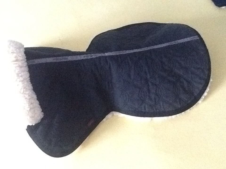 Extra Große Lammfell Sattelunterlage - 100% Echtes Lammfell Für Pferde Bis 80x80cm