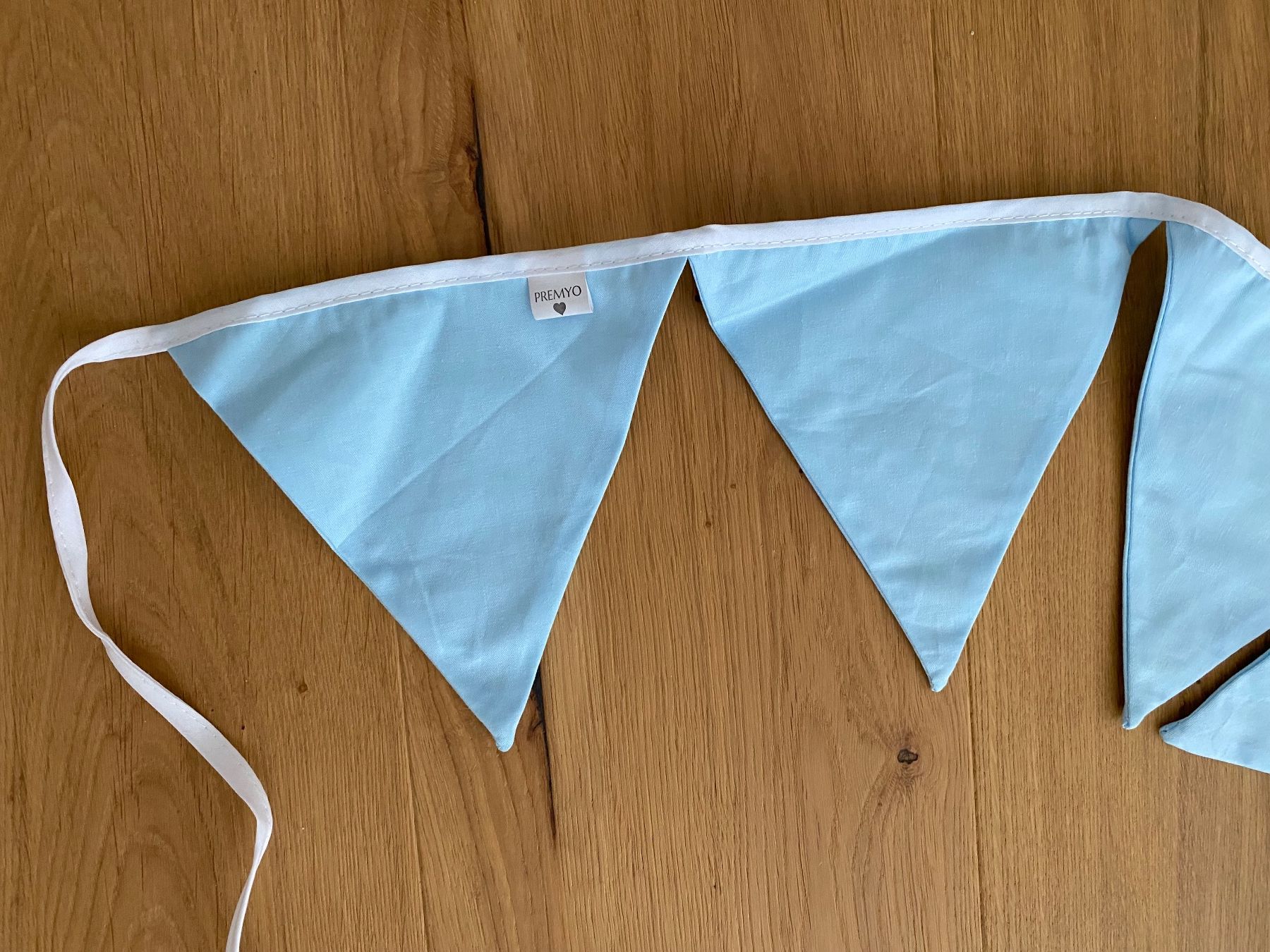 Bandiere: Wimpel Stoff hellblau - Gesamtlänge ca 140cm – Nuovo (secondo la descrizione) da Einsiedeln venduto da PaedeK84 1