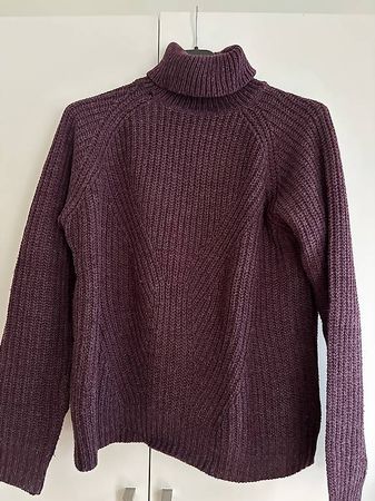 Rollkragen-Strickpullover violett/lila