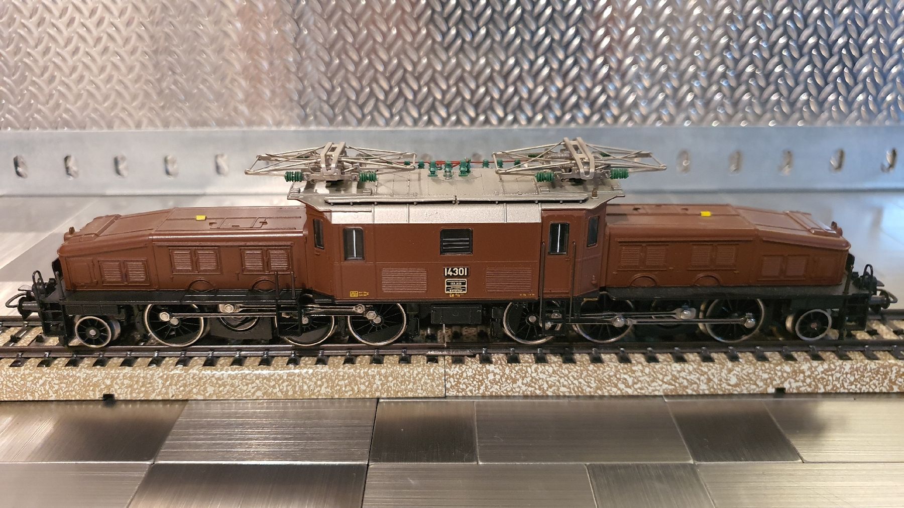 Märklin Modellini di ferrovie: MÄRKLIN 3352 LOKOMOTIVE  – Usato da Männedorf venduto da Modellbau-wyss 2