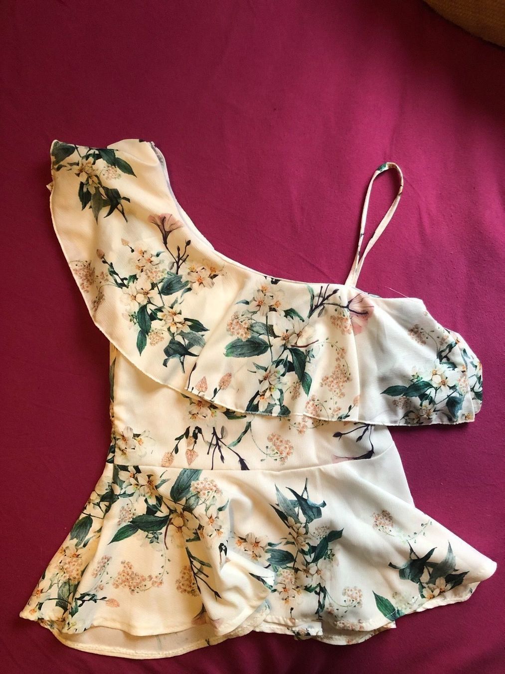 Blusen: Blumenbluse – Neu (gemäss Beschreibung) aus Gamprin von Minabal 1