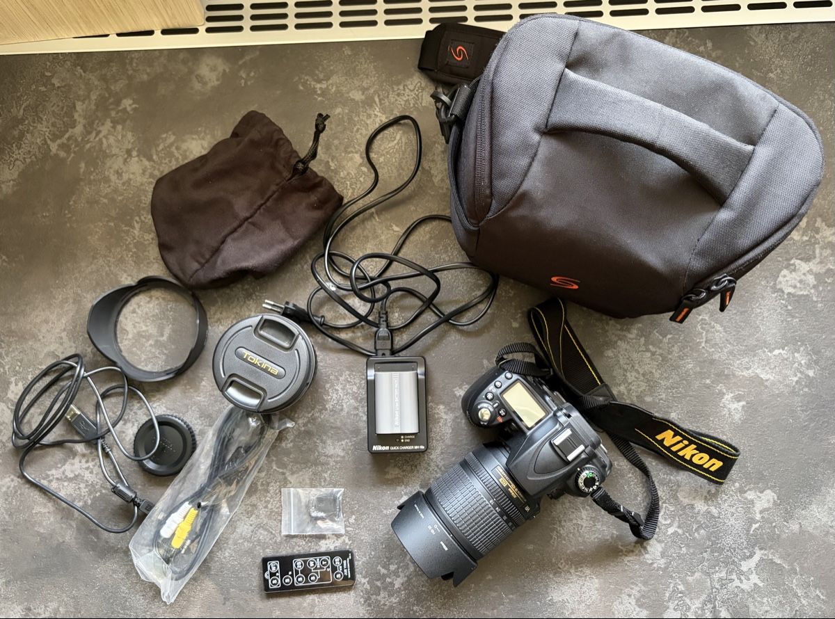 Nikon Fotocamera: Nikon D90 mit Zubehör und Tasche – Usato da Liestal venduto da RogerS28