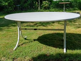 Gartentisch oval weiss