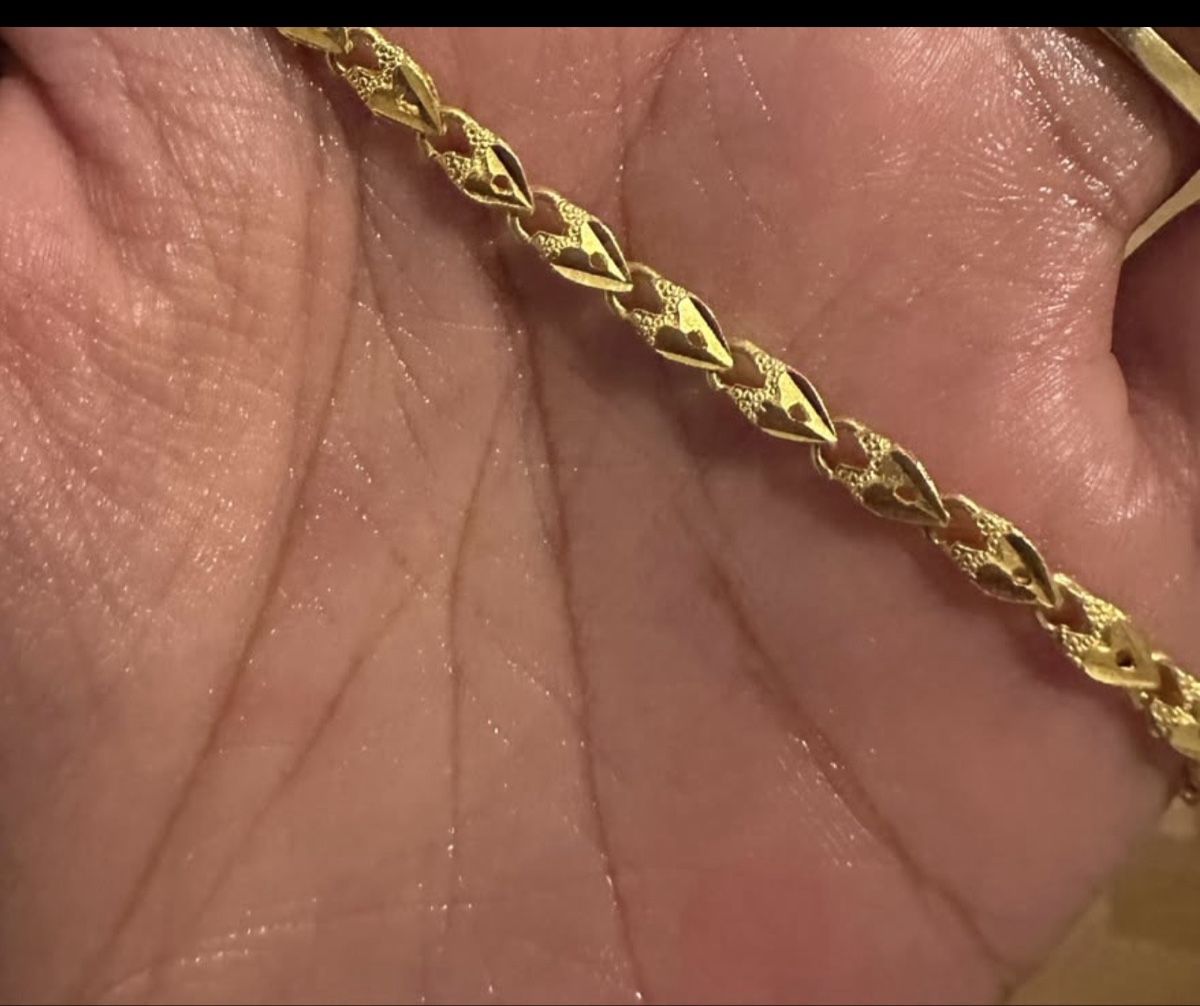 Colliers: Gold 22 karat 5.5 gramm – D'occasion à Sursee par nir_5jpj 2