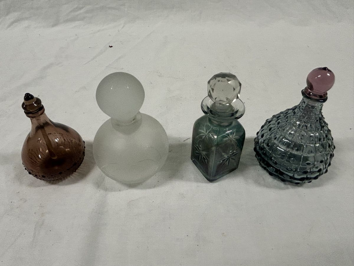 Flaconi: Parfümflaschen Set 4 Glasflaschen Flacon – Usato da Fanas venduto da Alessio11 1