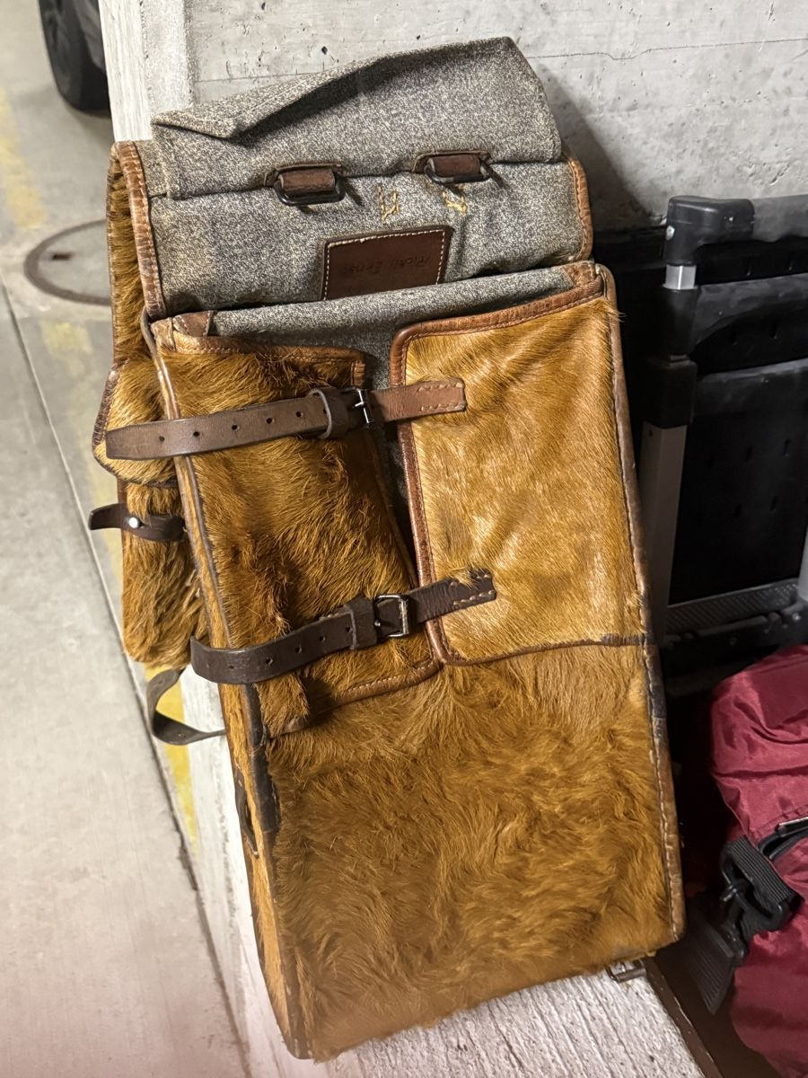 Schweizer Armee Zaini: Vintage Schweizer Armee-Tornister / Fellrucksack – Usato da Gockhausen venduto da Juanma.S.B 6