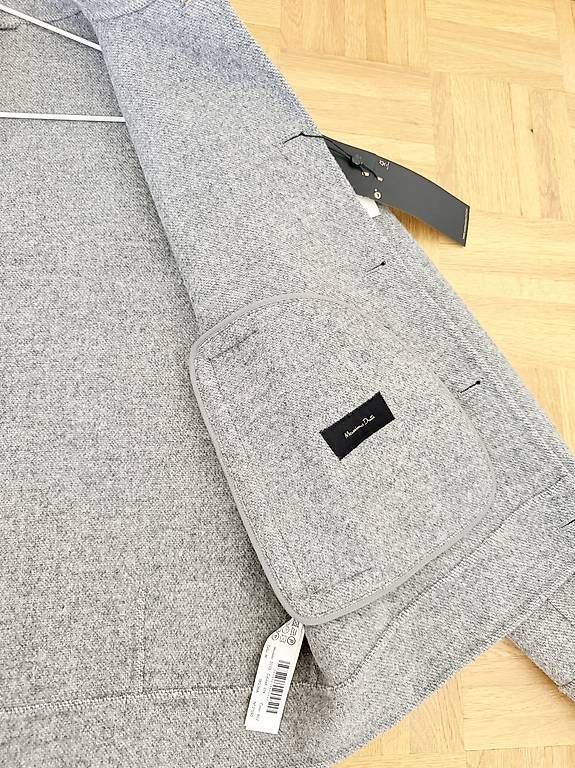 Giacche: Massimo Dutti Jacke Grau – Usato da Basel venduto da alu_l9s8 2
