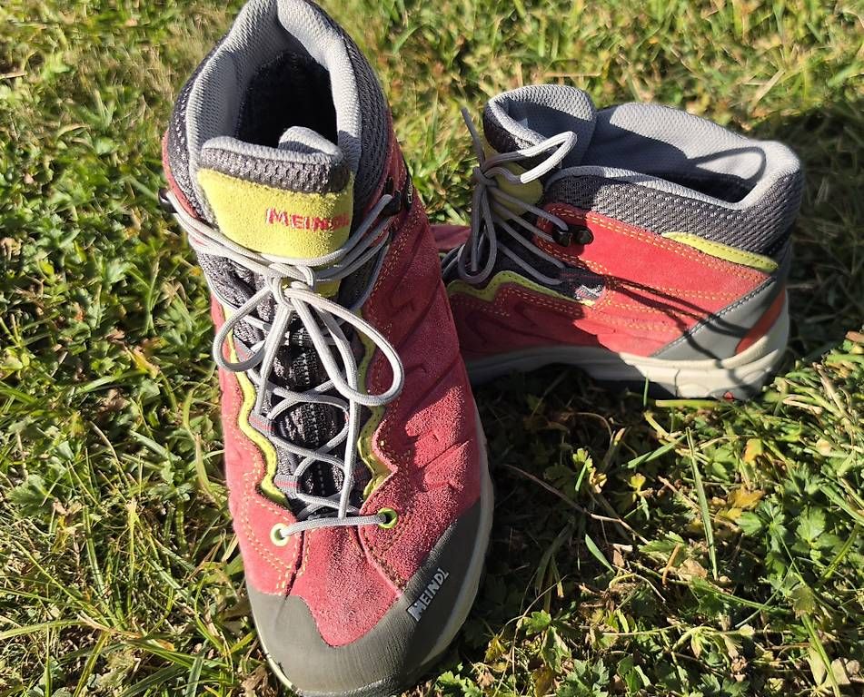 Meindl Chaussures femmes: Meindl Wanderschuhe Leder rosa Gr. 37 – D'occasion à Münchwilen TG par Mimoli 1