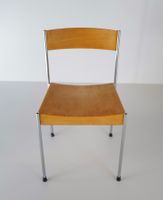 Vintage Stapelstühle von Horgenglarus, Preis pro Stuhl.
