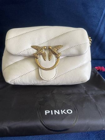 Pinko Puff Bag, neuwertig, Leder, cremefarben, Top Zustand!